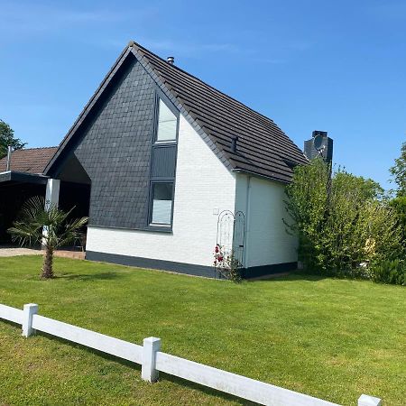 Traumhaftes Geraeumiges Ferienhaus In Meernaehe Bruinisse Exterior photo
