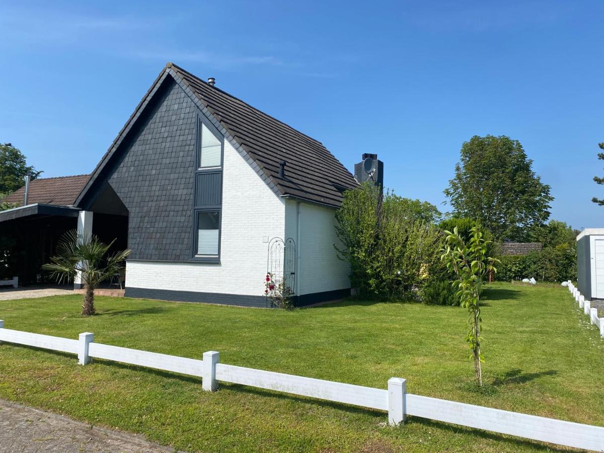 Traumhaftes Geraeumiges Ferienhaus In Meernaehe Bruinisse Exterior photo